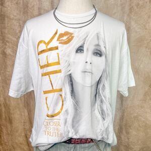 Cher T-Shirt 2014 Closer to the Truth Dressed to Kill Tour Double Sided Band Tee